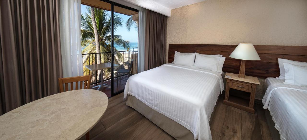 Holiday Inn Resort Ixtapa All-Inclusive By Ihg Bagian luar foto