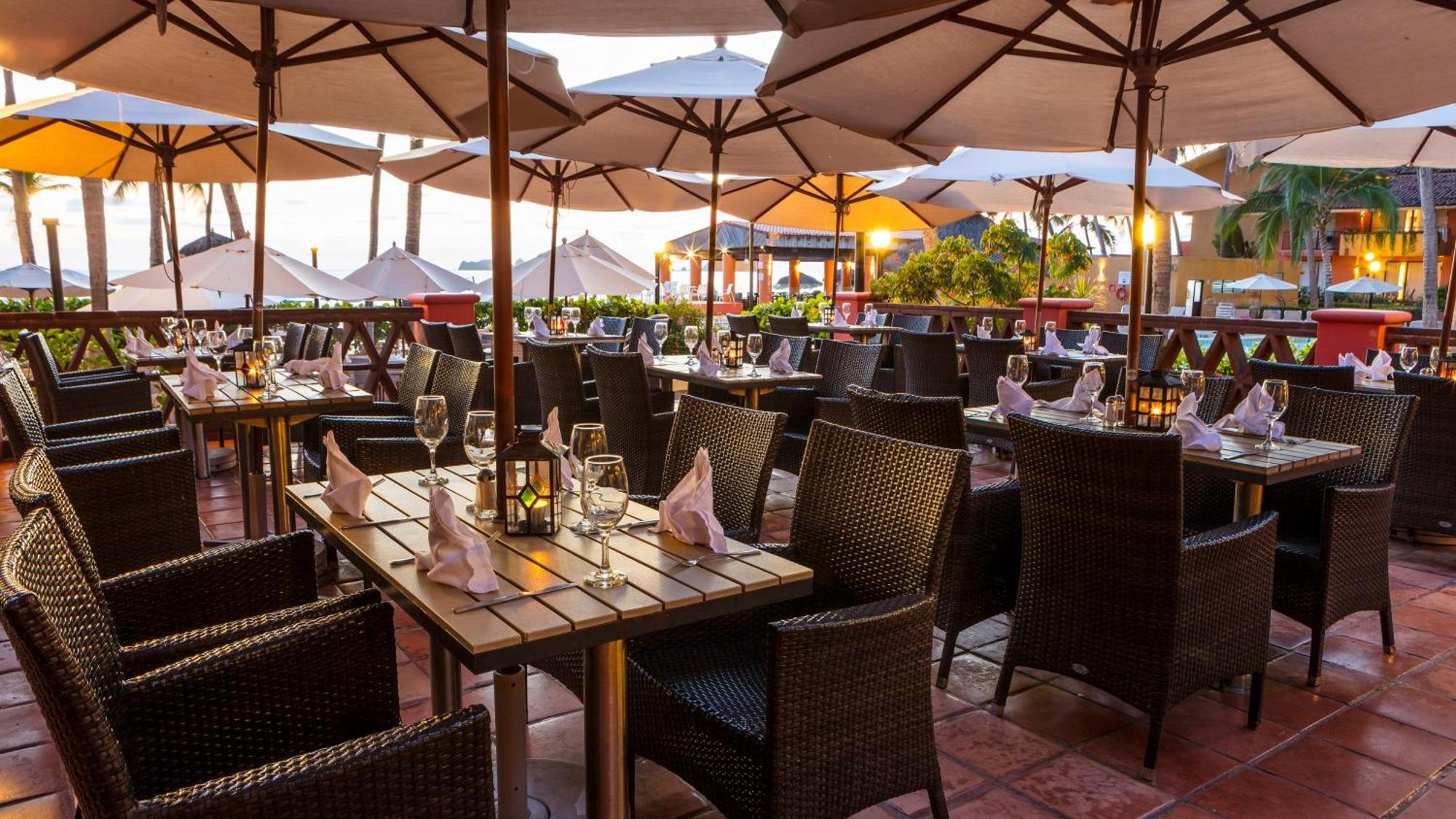 Holiday Inn Resort Ixtapa All-Inclusive By Ihg Bagian luar foto