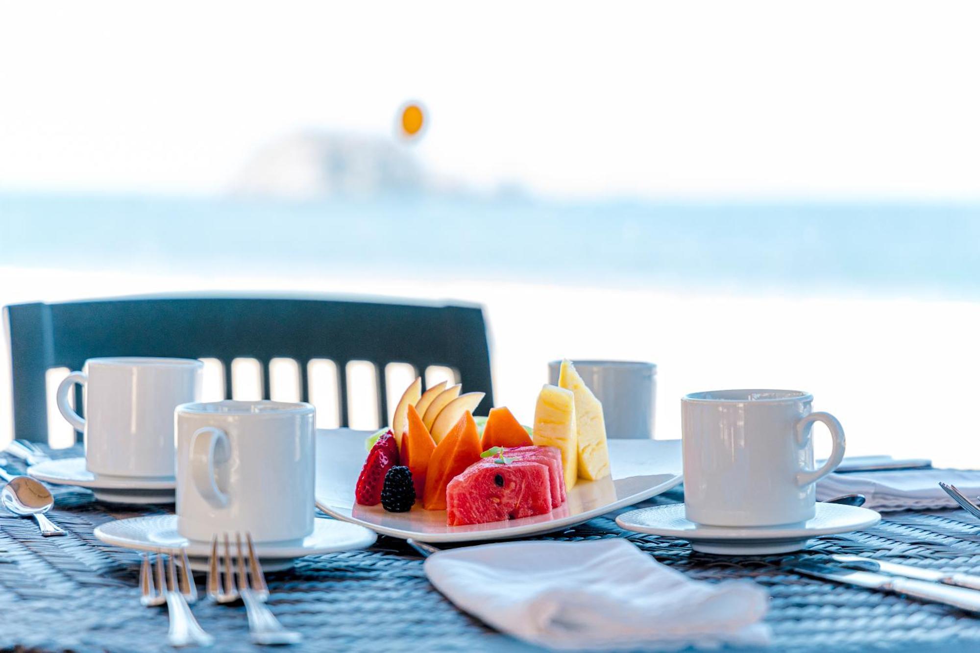 Holiday Inn Resort Ixtapa All-Inclusive By Ihg Bagian luar foto